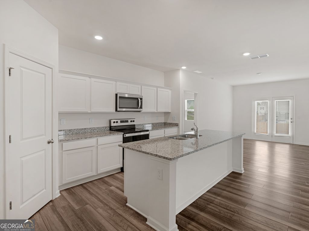 Photo of 214 Georgian Way, Locust Grove, GA 30248 (MLS # 10776125)