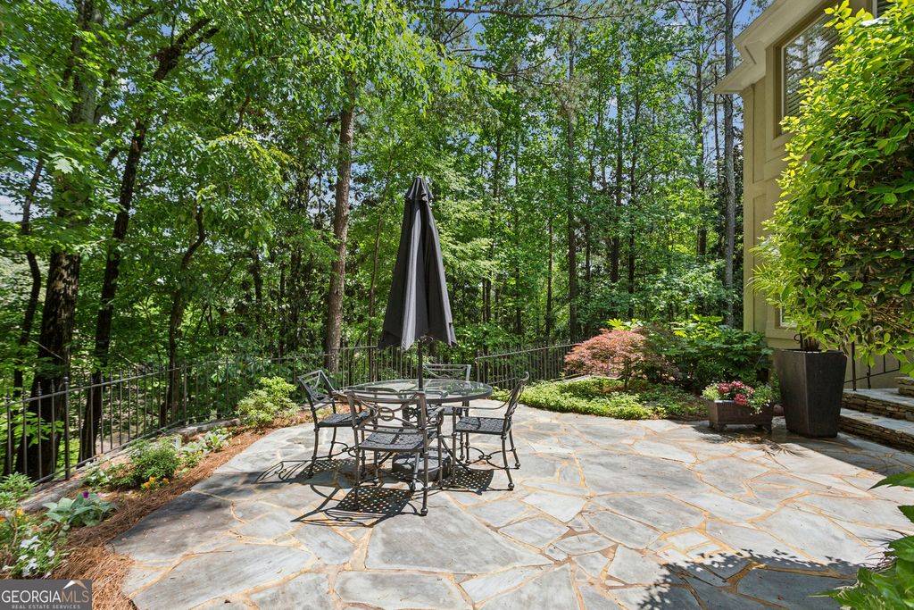 Photo of 1600 Savannah Court SE, Smyrna, GA 30080 (MLS # 10754938)