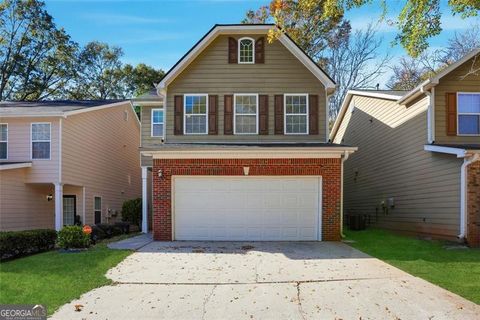 Photo of 2157 Capella Circle SW, Atlanta, GA 30331 (MLS # 10642817)