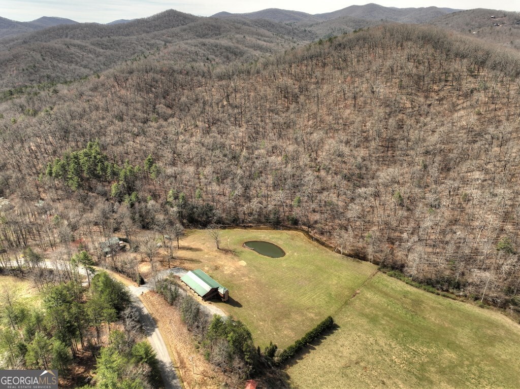 908 Cashes Valley RD
