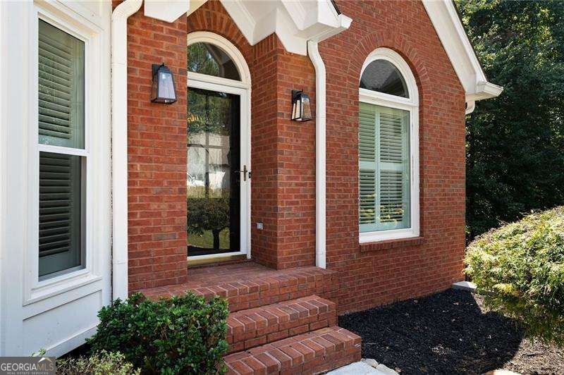 376 Yonah CIR