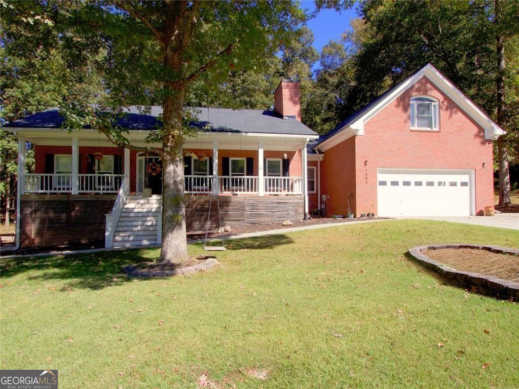 1305 Fontainebleau CT NE