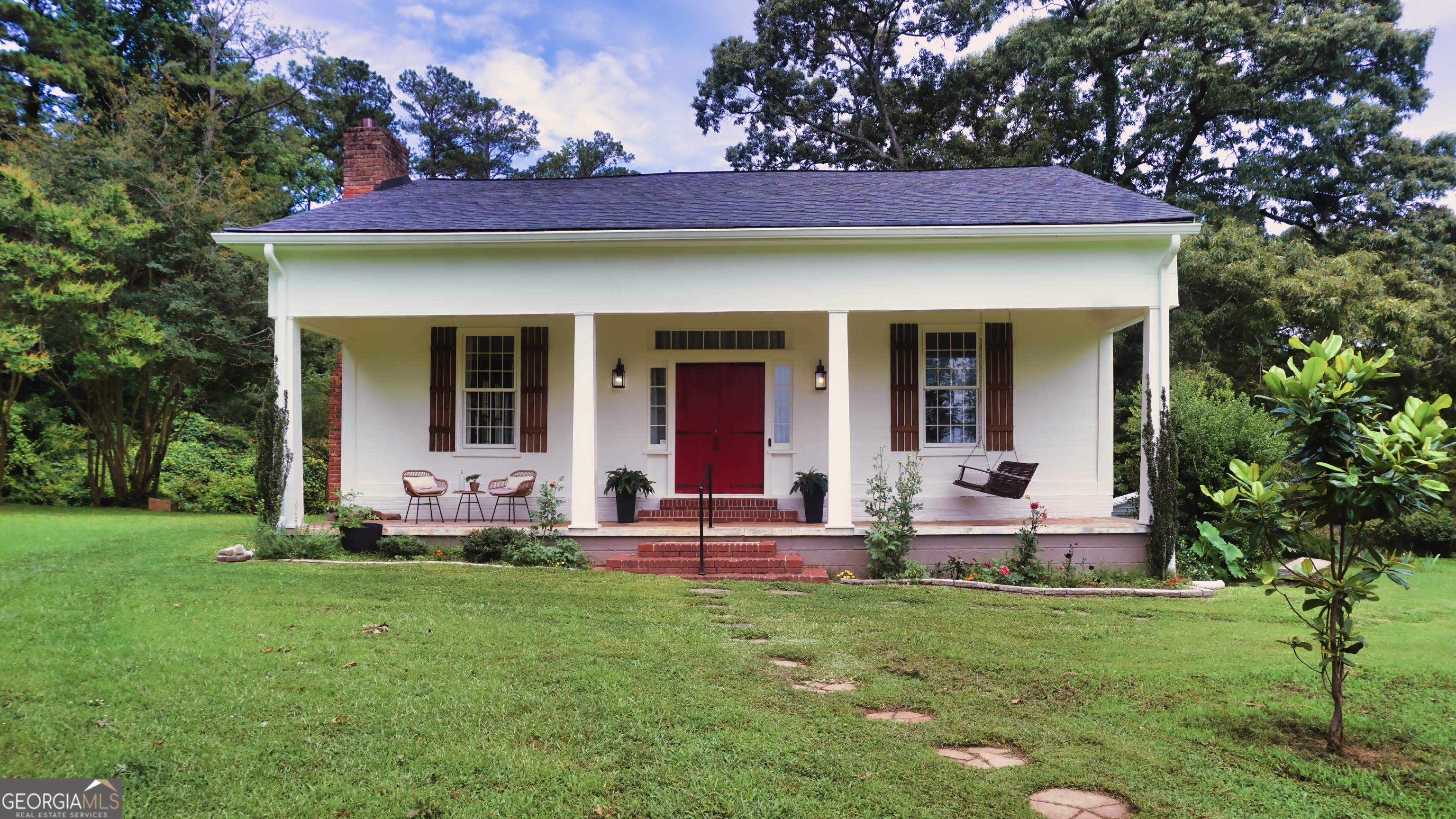 592 Fayetteville RD