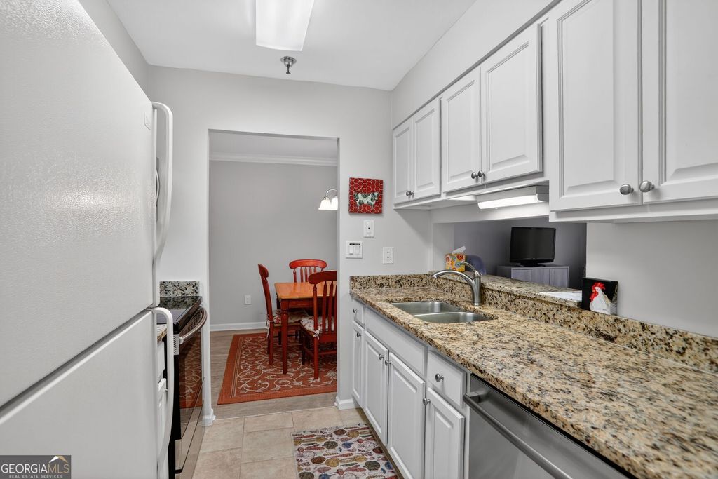 Photo of 300 Johnson Ferry Road NE #B304, Sandy Springs, GA 30328 (MLS # 10670210)