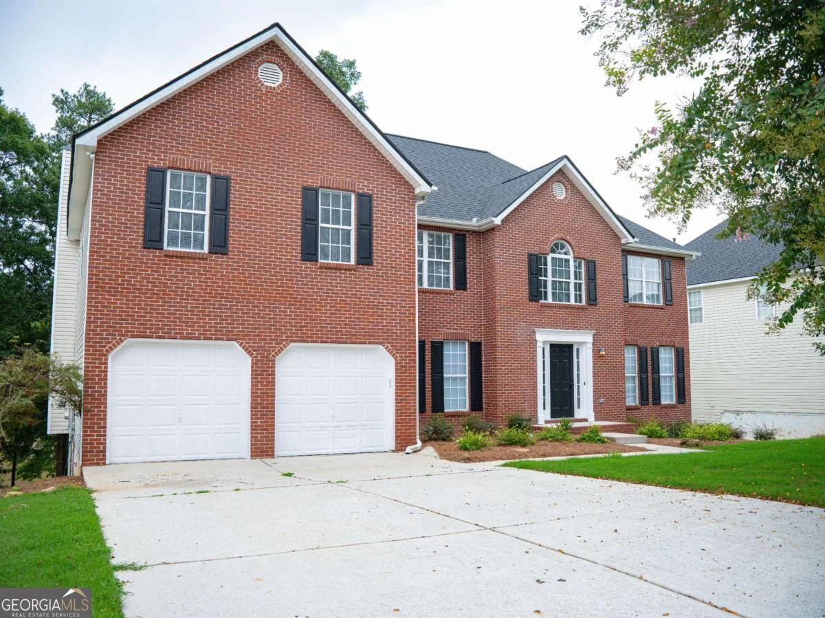 1860 Pinehurst View Drive