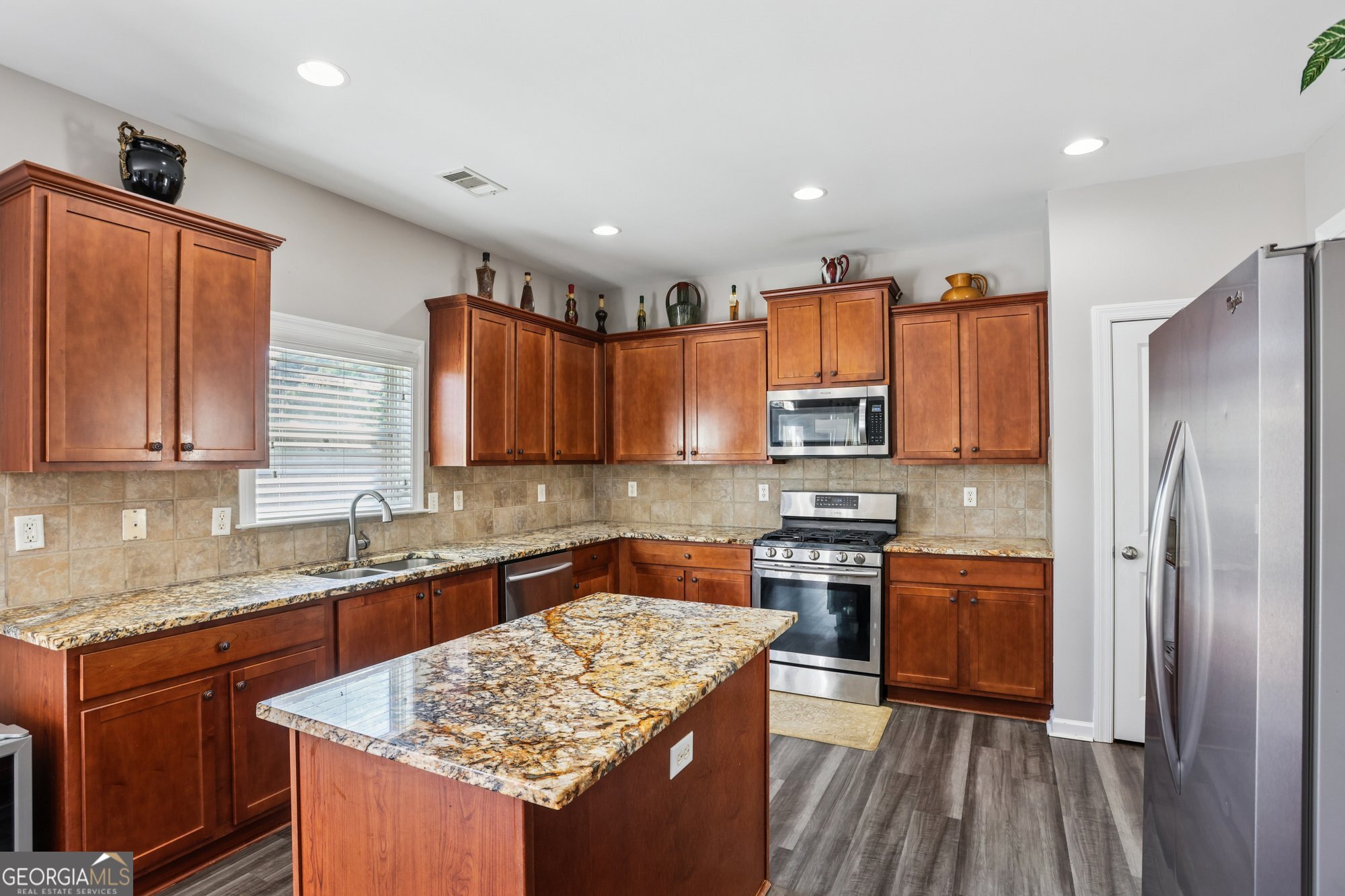 Summit At Stonewall Tell Road - Residential