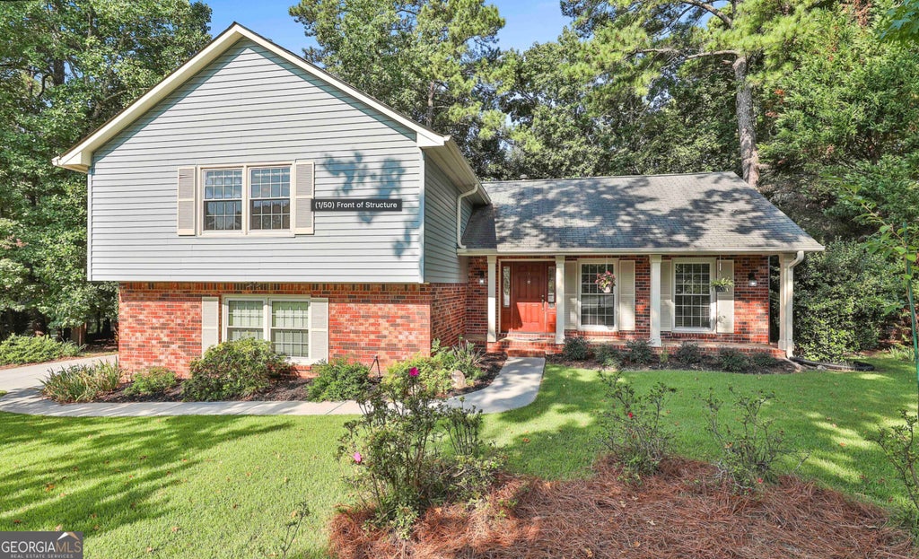 Photo of 201 Lanyard Loop, Peachtree City, GA 30269 (MLS # 10849877)