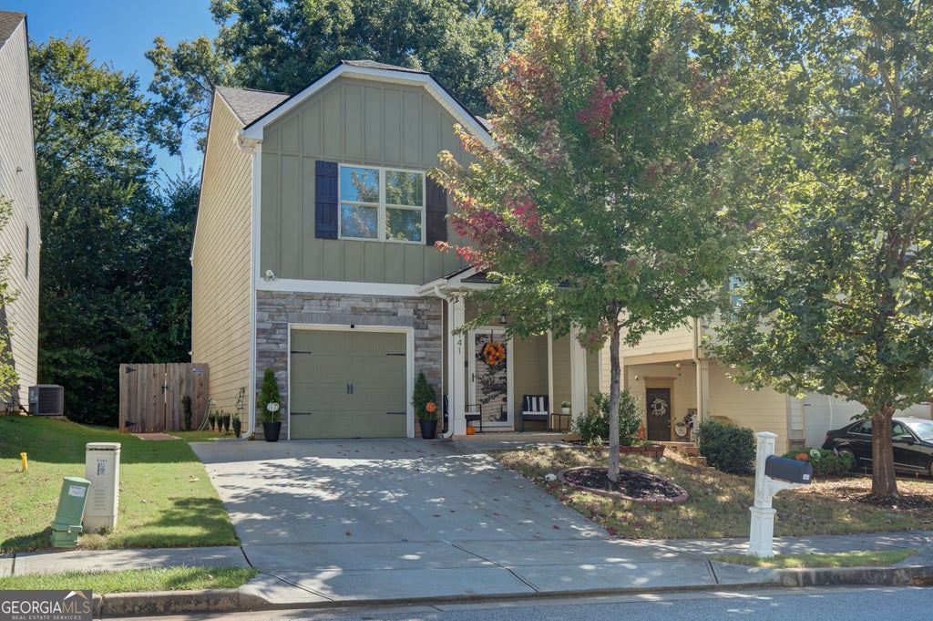 Photo of 141 Southwind Circle, Newnan, GA 30265 (MLS # 10868841)