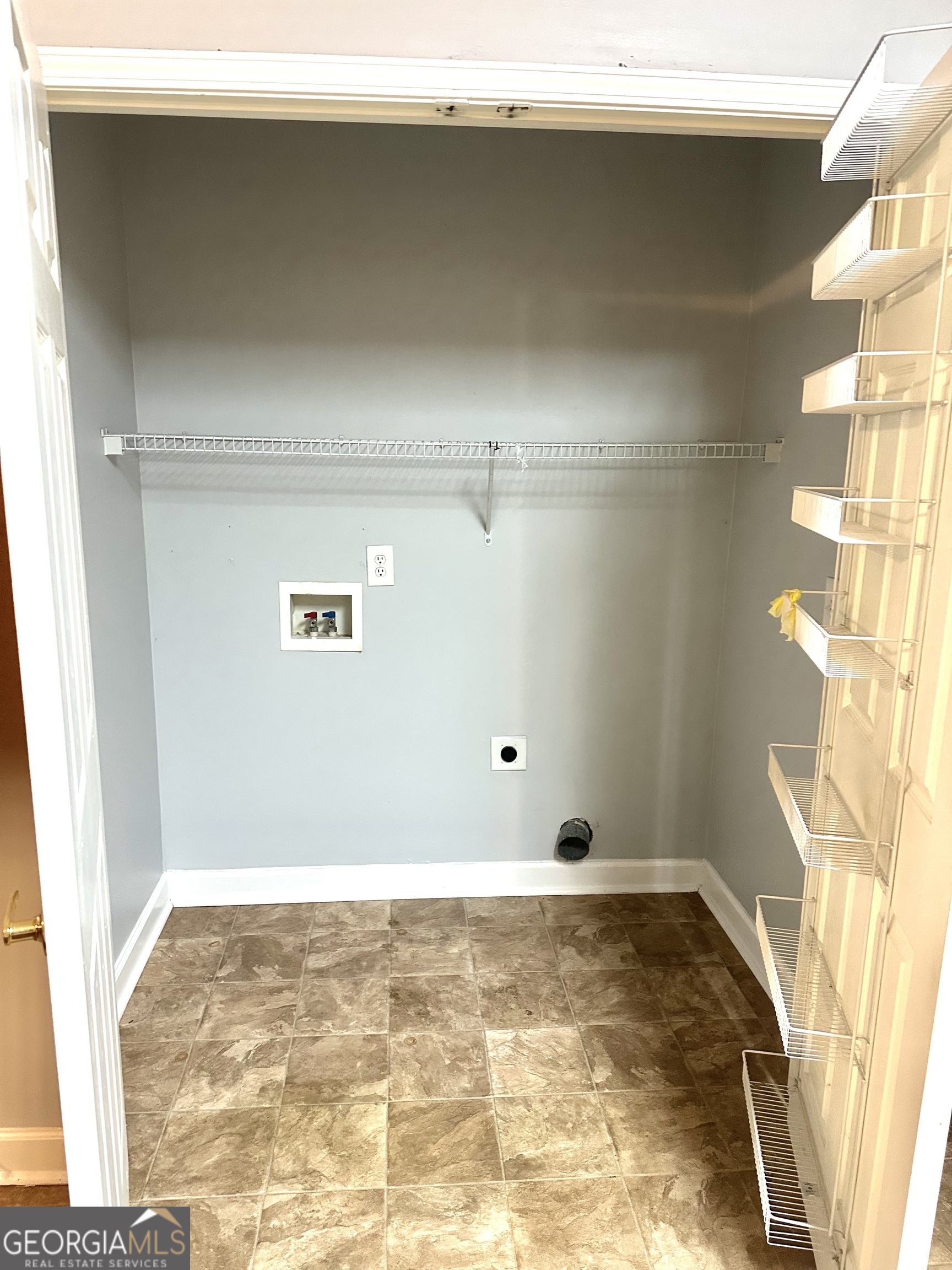 Commerce, Georgia 30529, United States, 2 Bedrooms Bedrooms, ,2 BathroomsBathrooms,Residential,Active,9113