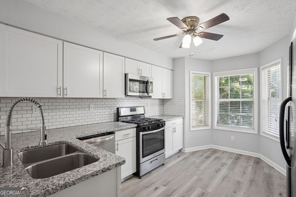 Photo of 6430 Oakleaf Way, Morrow, GA 30260 (MLS # 10738073)