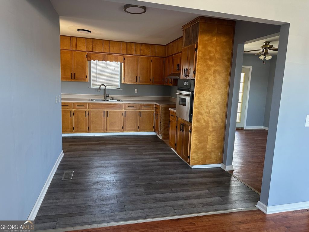 Photo of 2741 Fran Mar Drive, Gainesville, GA 30506 (MLS # 10675990)