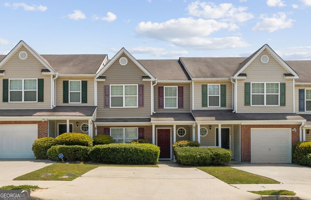 Photo of 5356 Creekview Way, Morrow, GA 30260 (MLS # 10756038)