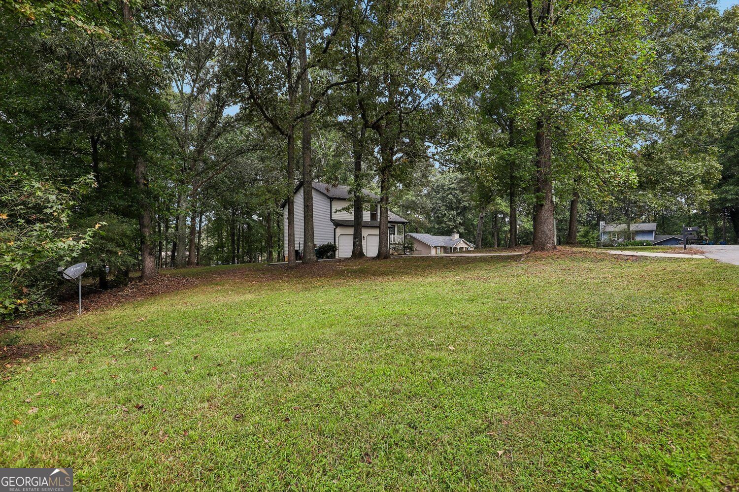 723 Jockey LN