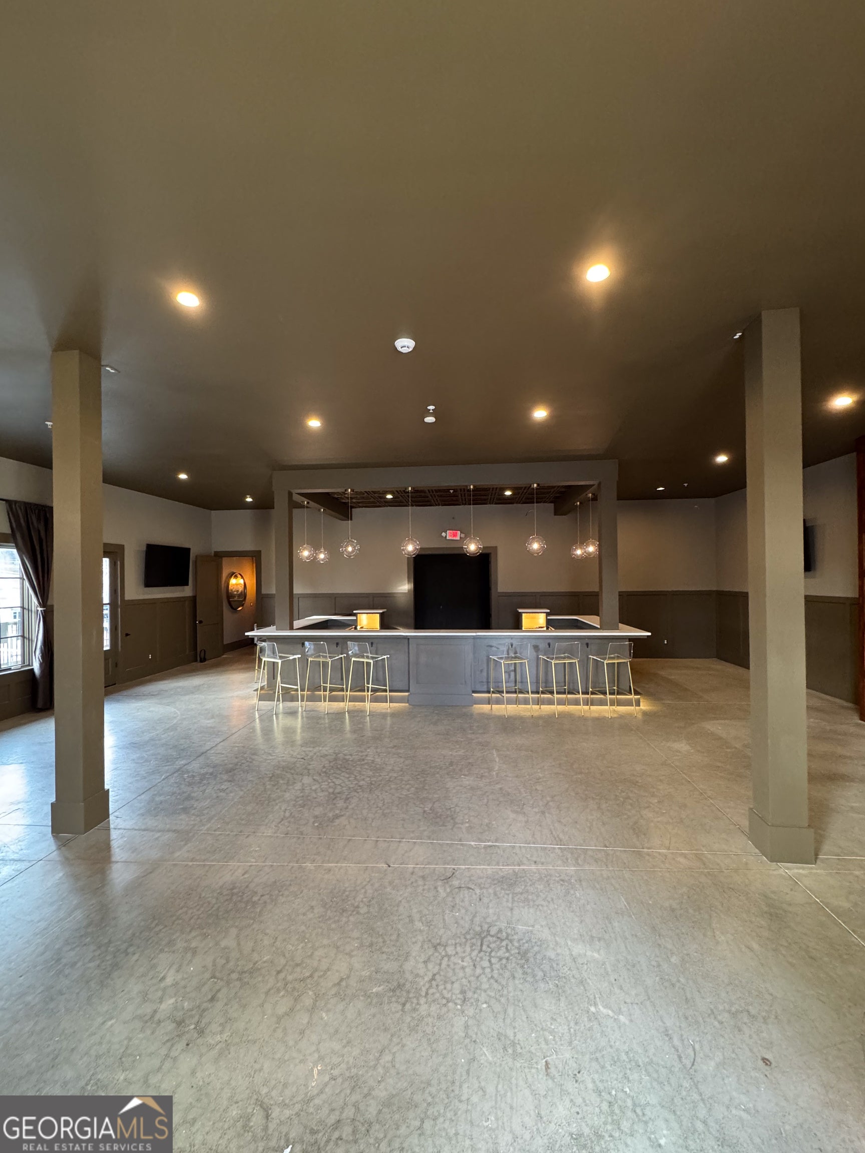 118 Oak Crescent CIR