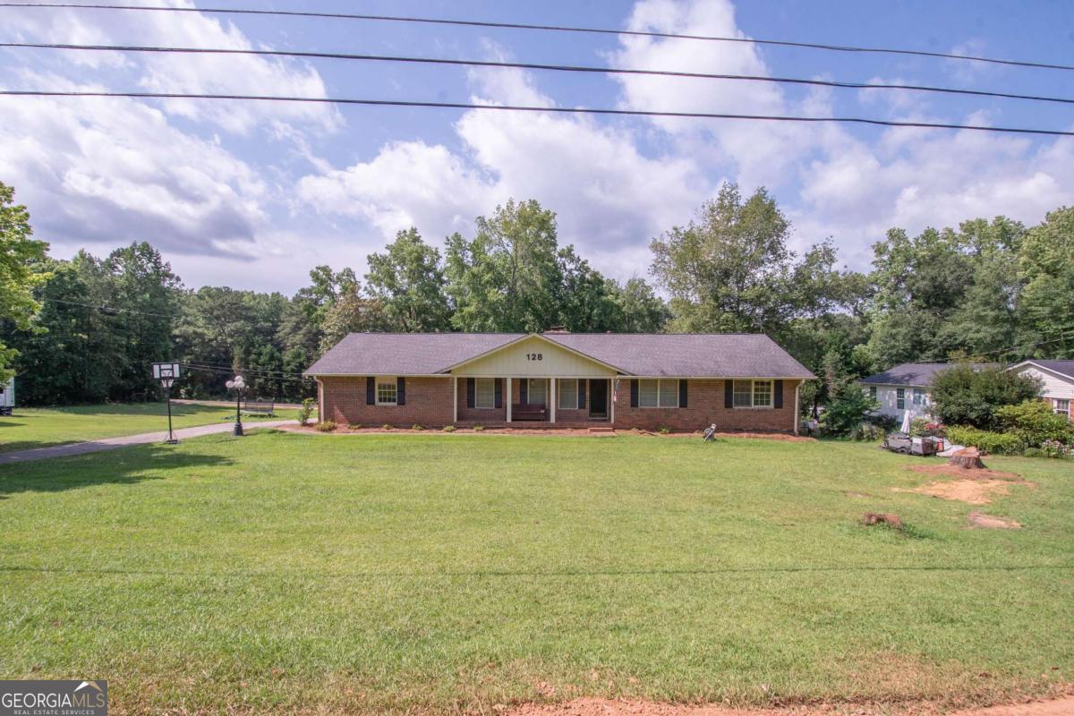 128 Robinhood DR