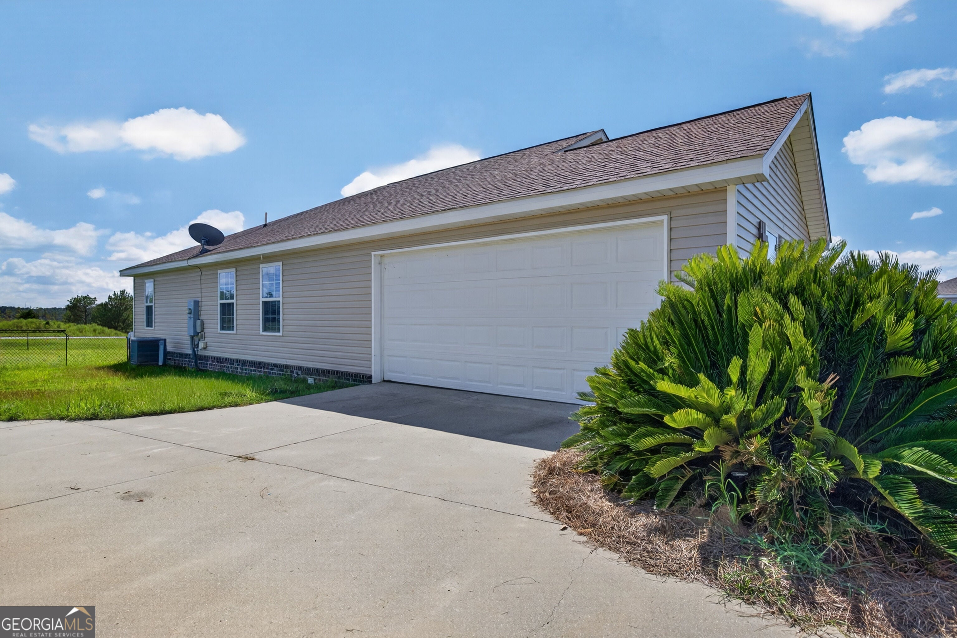 206 E Leyland CT