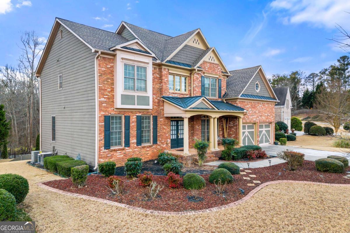 Lakefield Manner - Residential