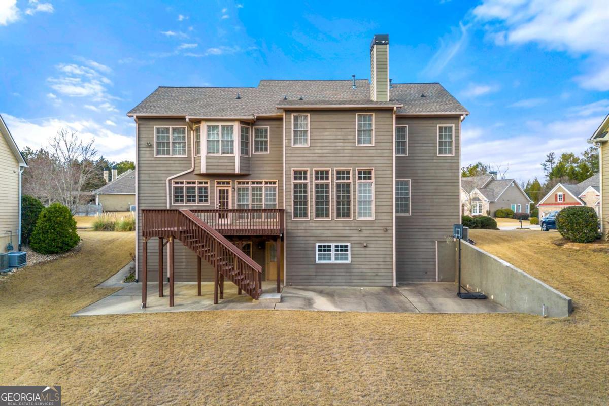 Lakefield Manner - Residential