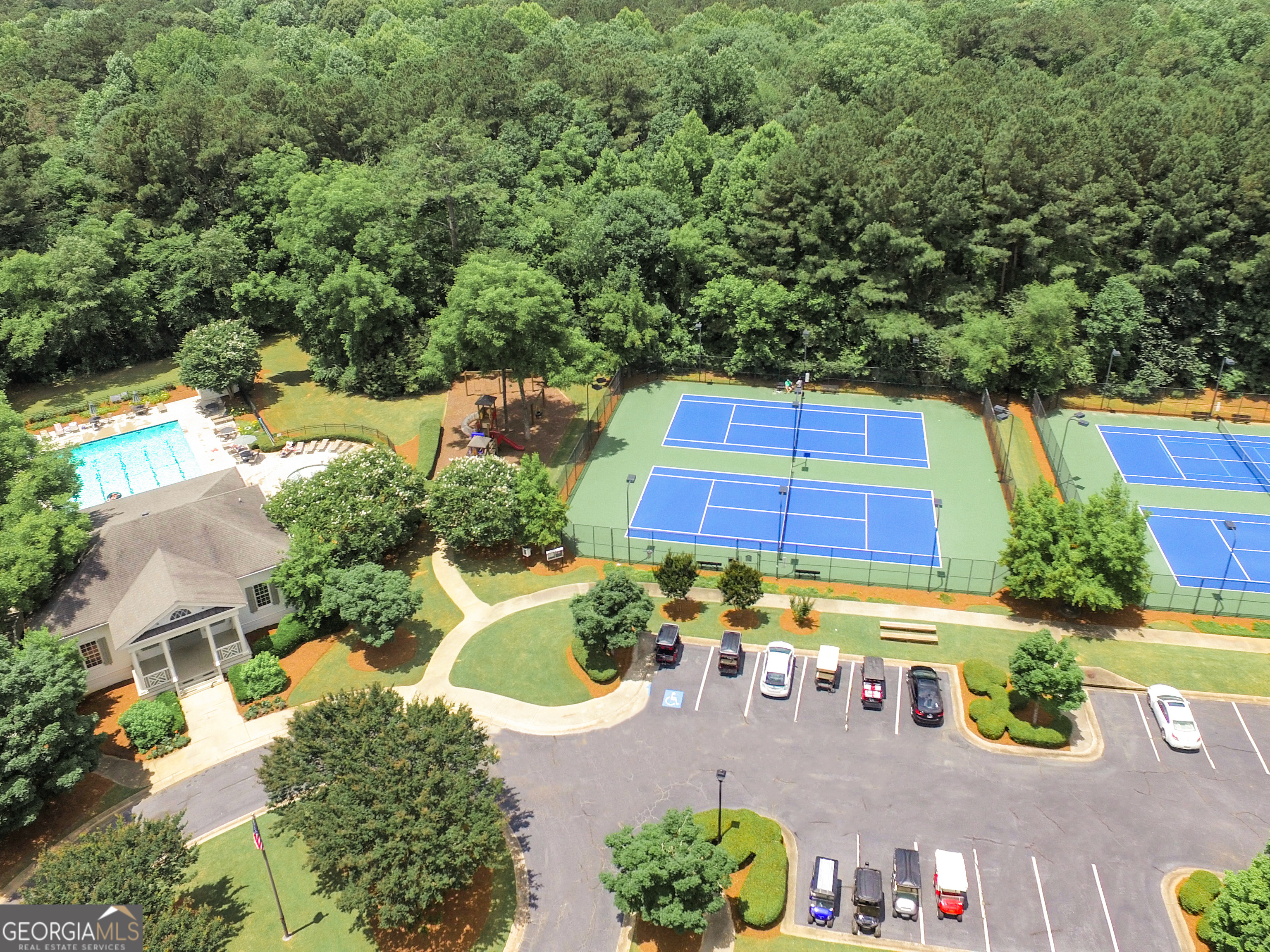 Fayetteville, Georgia 30215, United States, 5 Bedrooms Bedrooms, ,5 BathroomsBathrooms,Residential,Active,248620