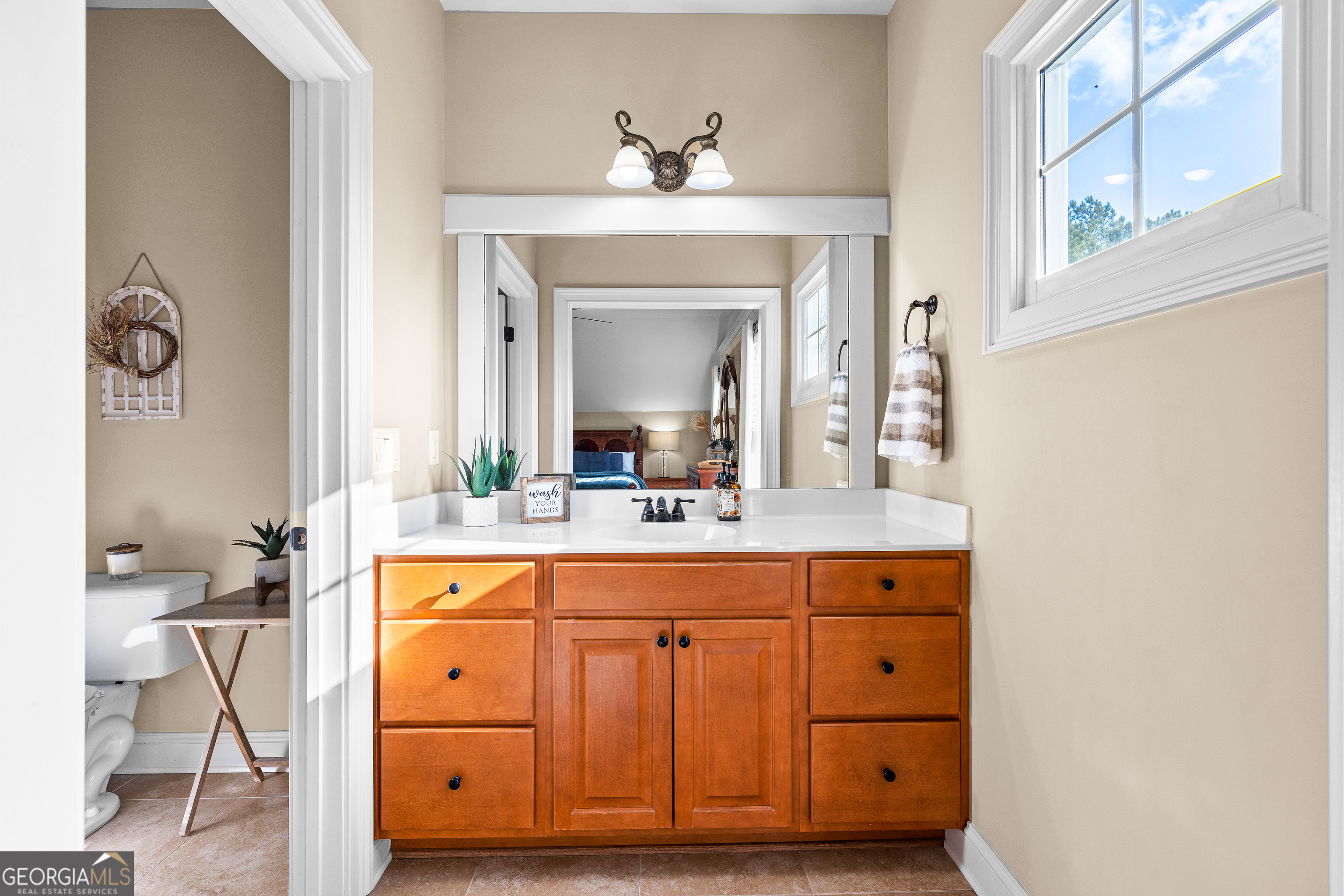 Fayetteville, Georgia 30215, United States, 5 Bedrooms Bedrooms, ,5 BathroomsBathrooms,Residential,Active,248620