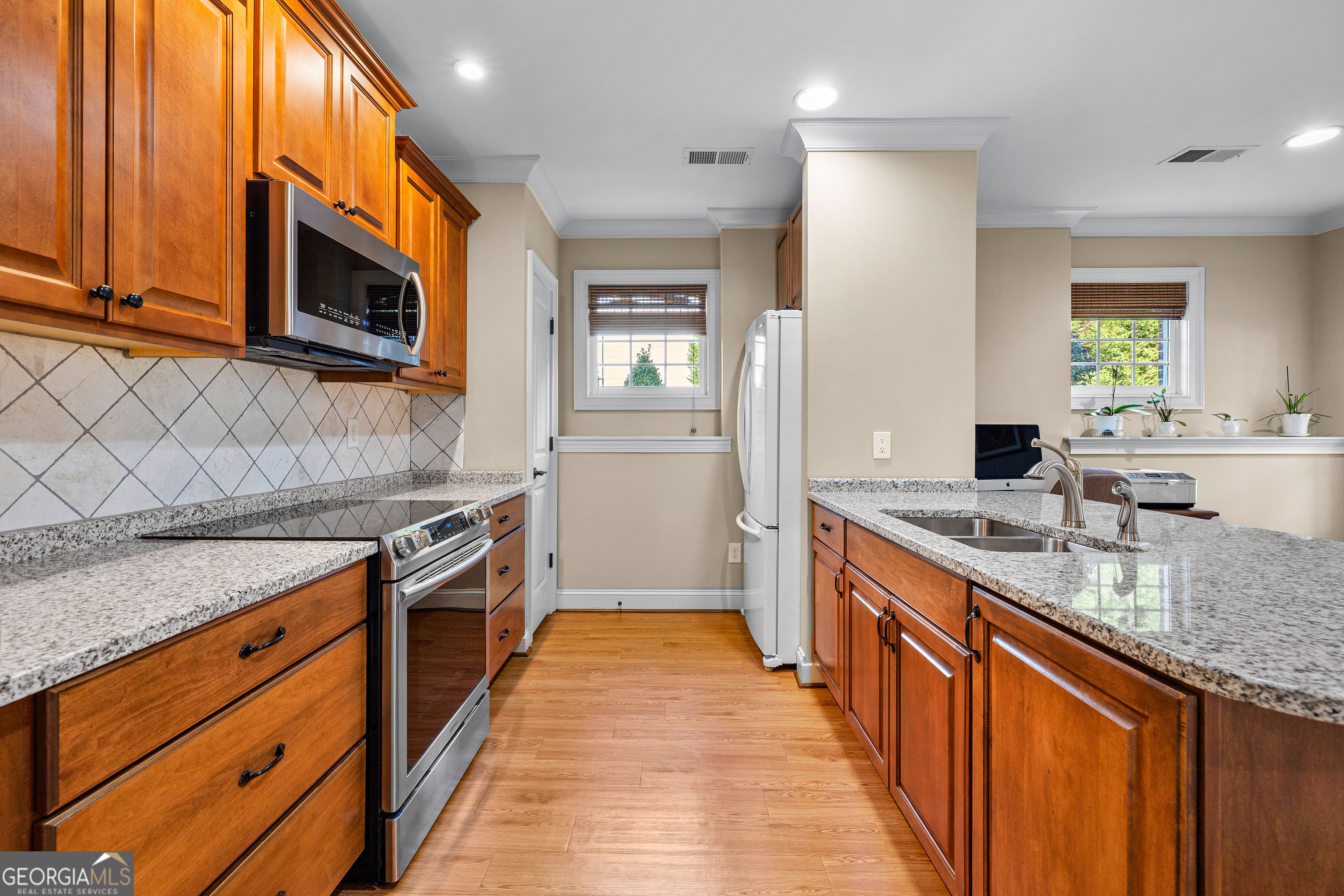 Fayetteville, Georgia 30215, United States, 5 Bedrooms Bedrooms, ,5 BathroomsBathrooms,Residential,Active,248620