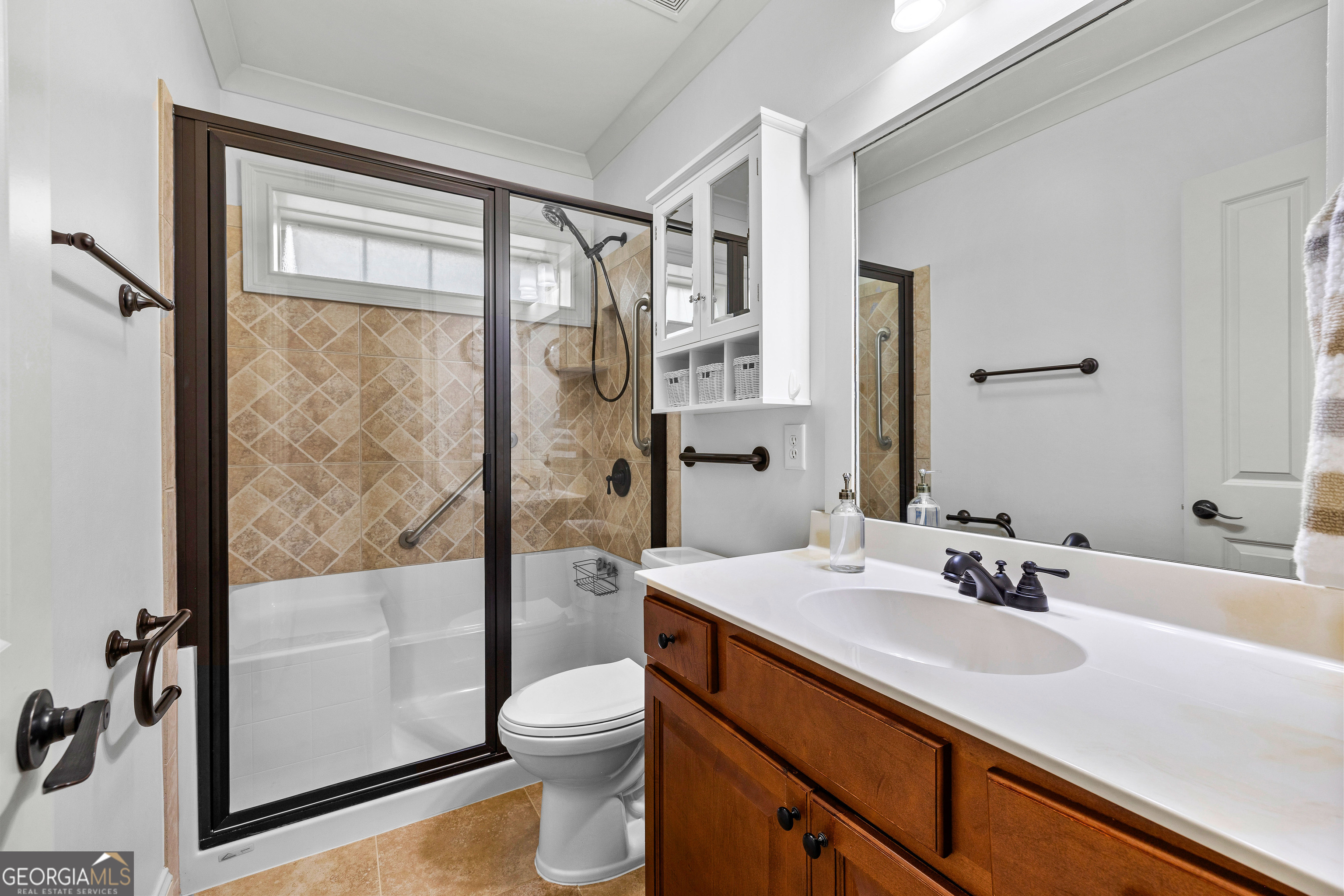 Fayetteville, Georgia 30215, United States, 5 Bedrooms Bedrooms, ,5 BathroomsBathrooms,Residential,Active,248620