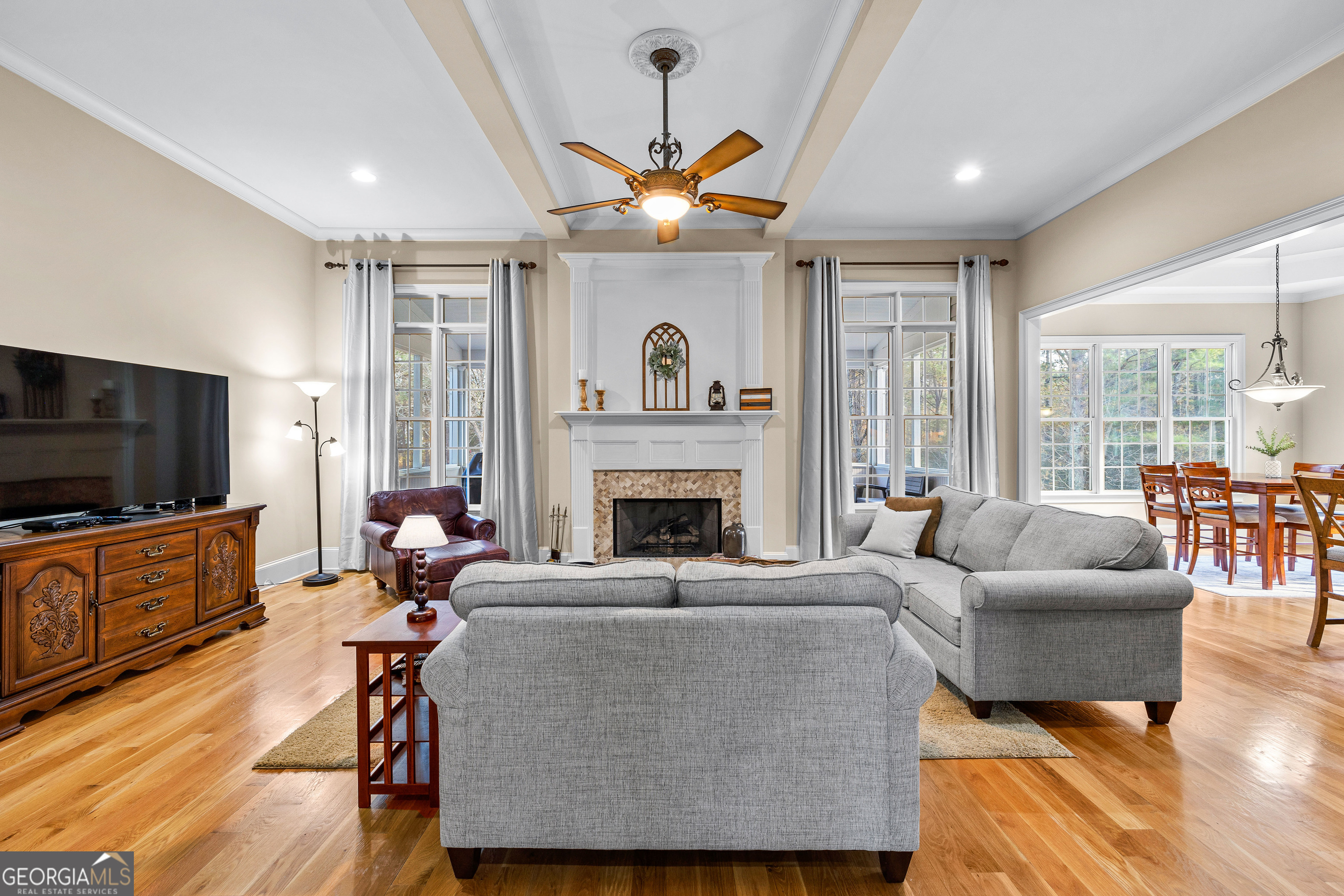 Fayetteville, Georgia 30215, United States, 5 Bedrooms Bedrooms, ,5 BathroomsBathrooms,Residential,Active,248620