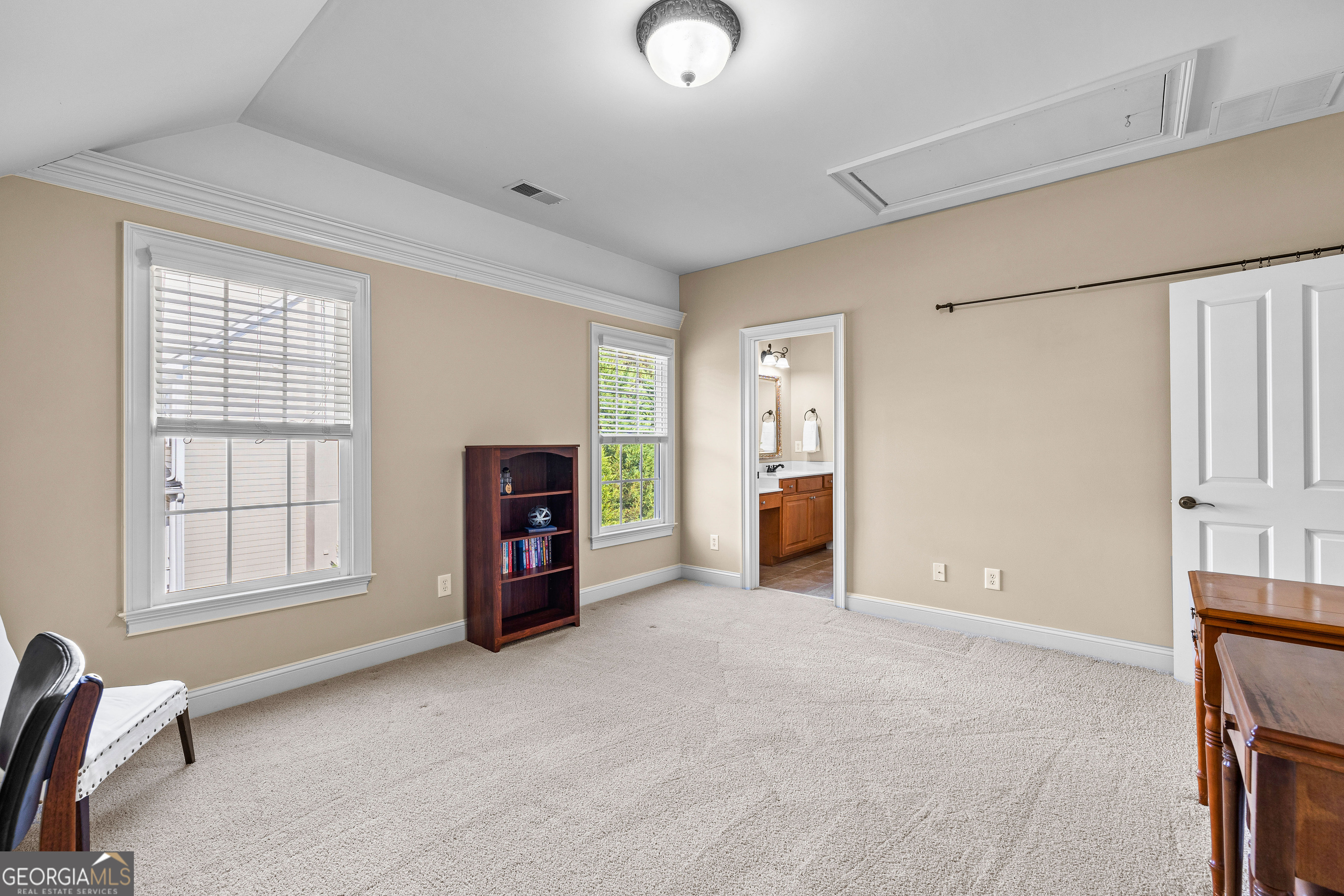 Fayetteville, Georgia 30215, United States, 5 Bedrooms Bedrooms, ,5 BathroomsBathrooms,Residential,Active,248620