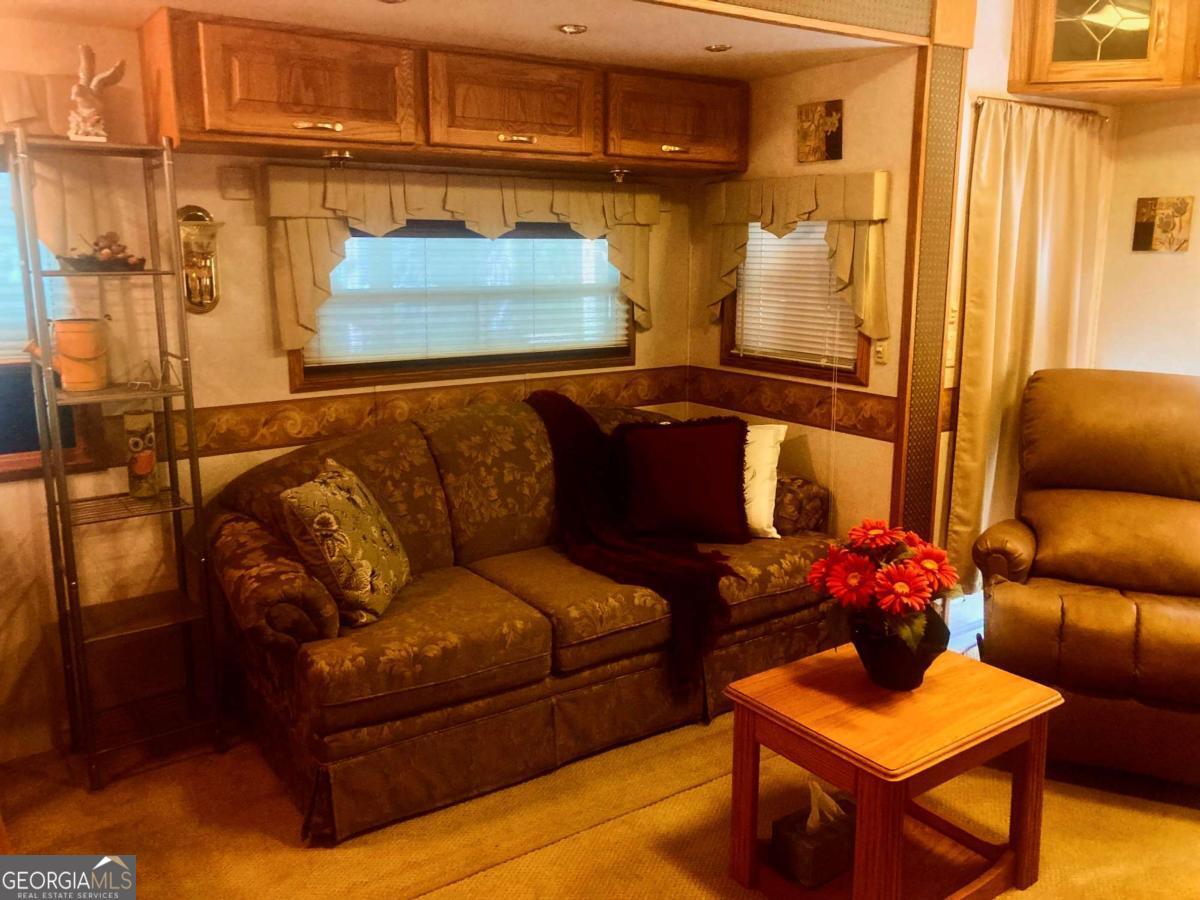 1112 Creekside DR 12