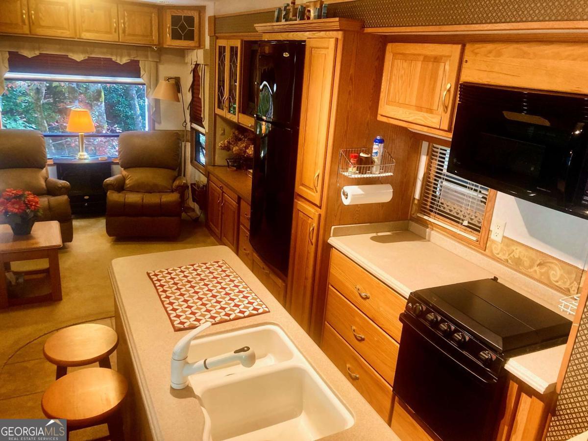 1112 Creekside DR 12