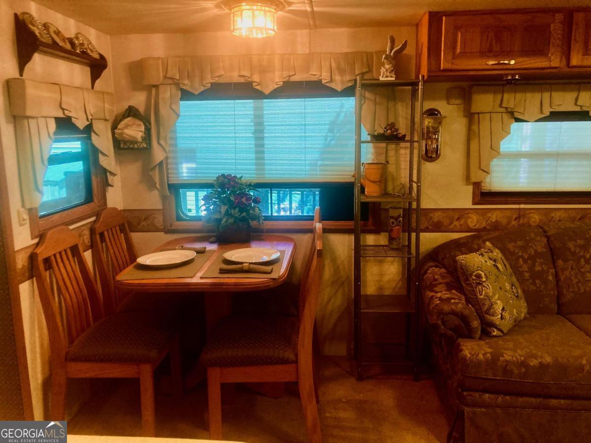 1112 Creekside DR 12