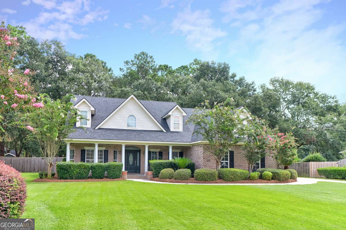 108 Settlers Point DR