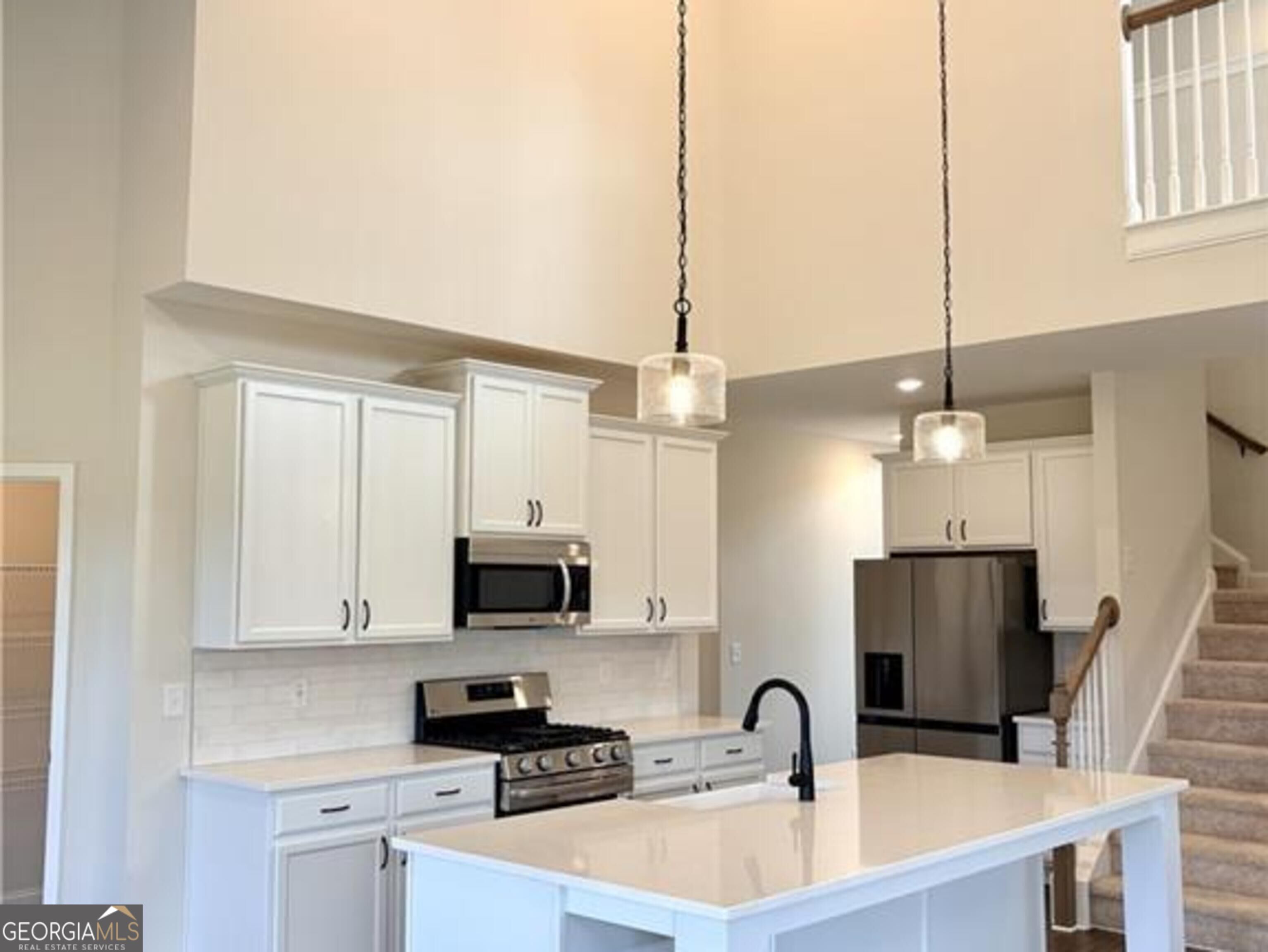 138 Torrey Pines CIR