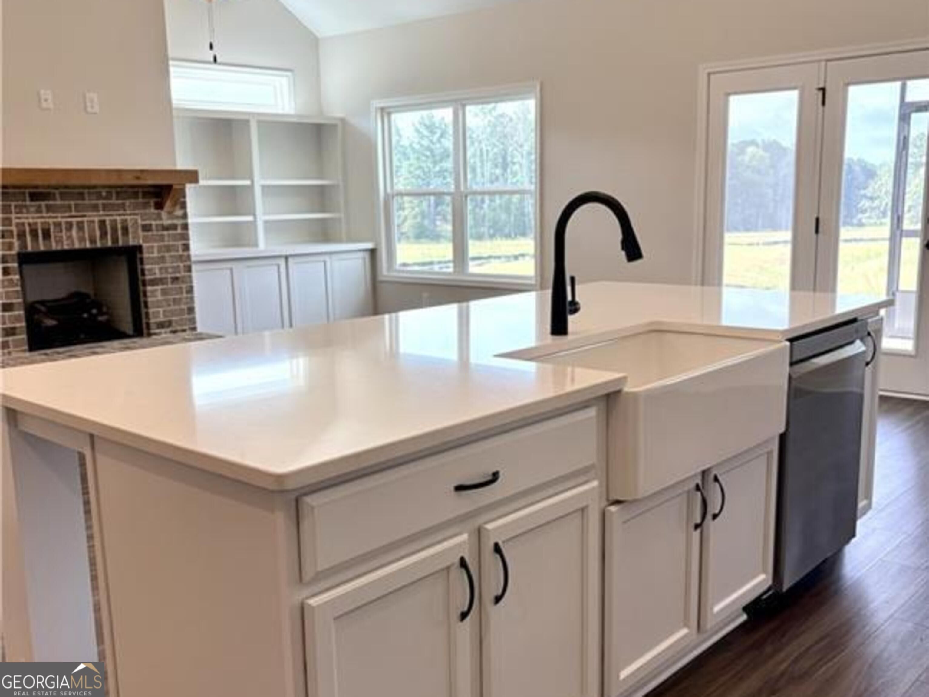 138 Torrey Pines CIR