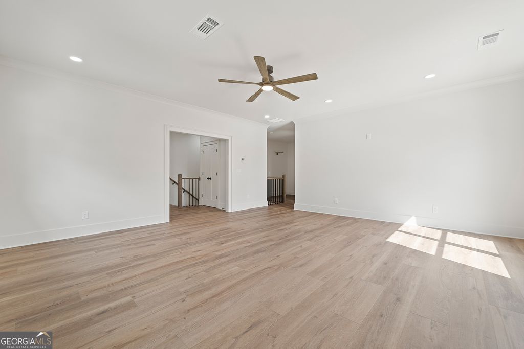listing image 81