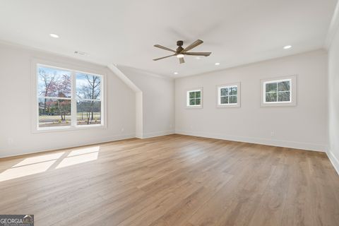 listing image 80