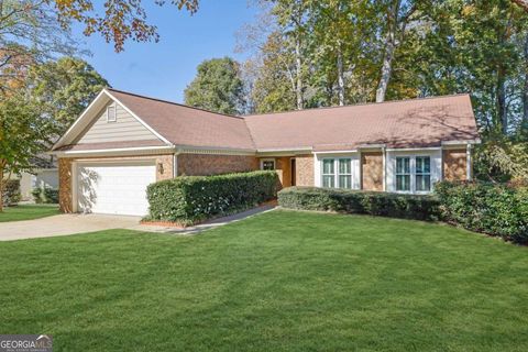 Photo of 1740 Latour Drive NE, Marietta, GA 30066 (MLS # 10639059)