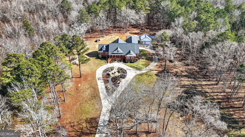 Photo of 916 Highway 36 W, Barnesville, GA 30204 (MLS # 10677674)