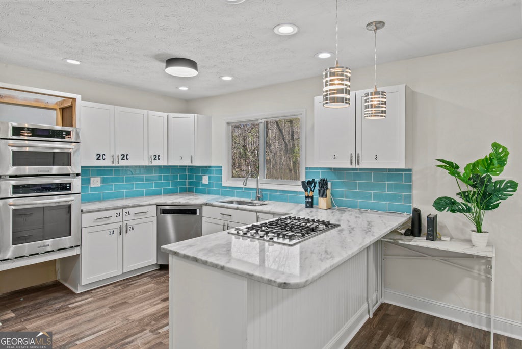 Photo of 330 Winterberry Drive, Athens, GA 30606 (MLS # 10839719)