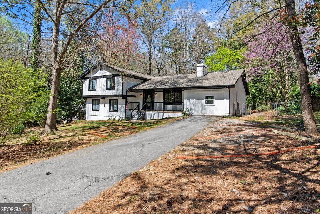 Photo of 330 Winterberry Drive, Athens, GA 30606 (MLS # 10839719)