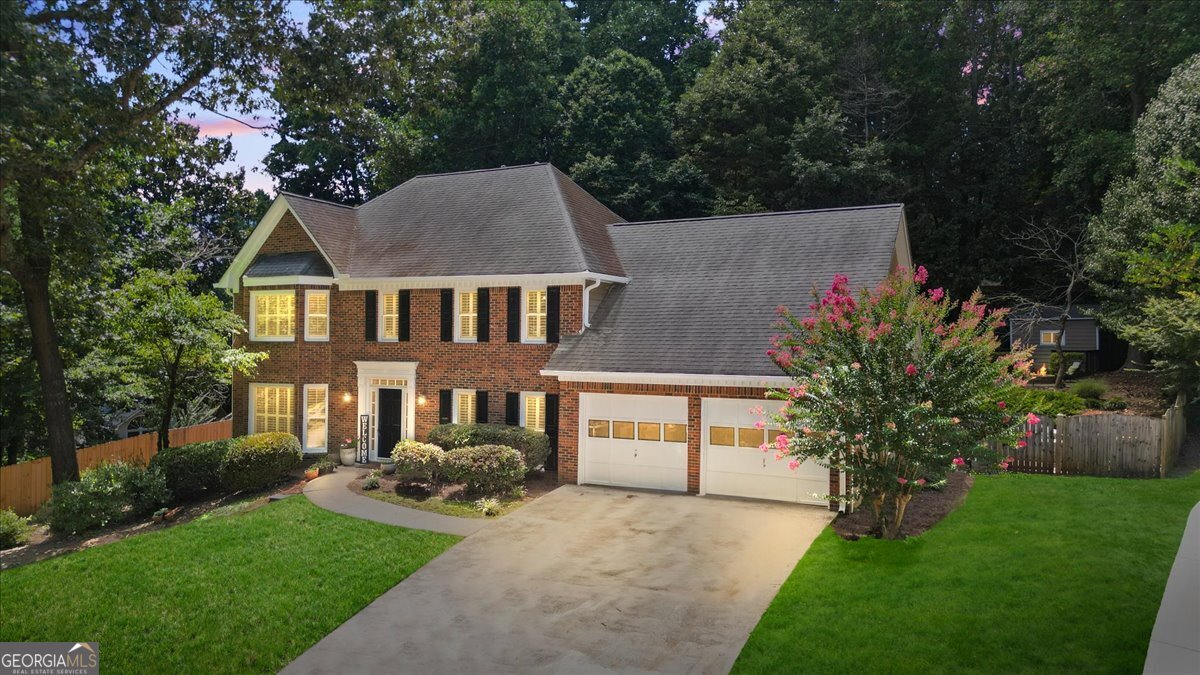 2647 Long Lake DR NE