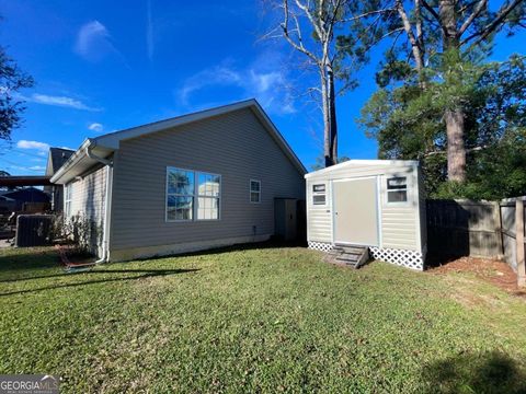 A home in Glennville