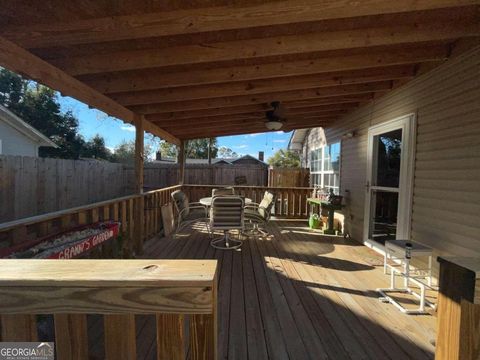 A home in Glennville