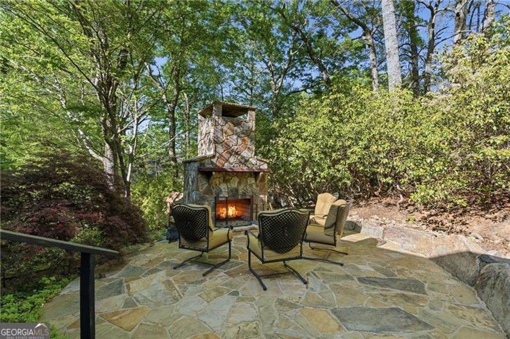 Photo of 204 Doe Run, Sautee Nacoochee, GA 30571 (MLS # 10737011)