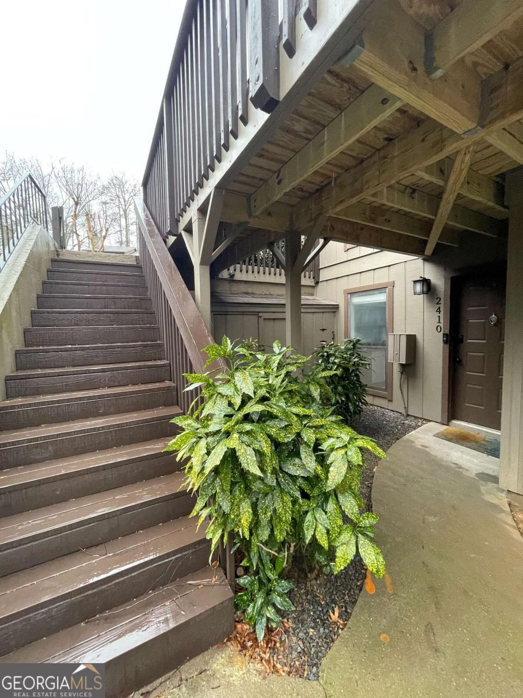 Photo of 2410 Cumberland Court SE, Smyrna, GA 30080 (MLS # 10708474)