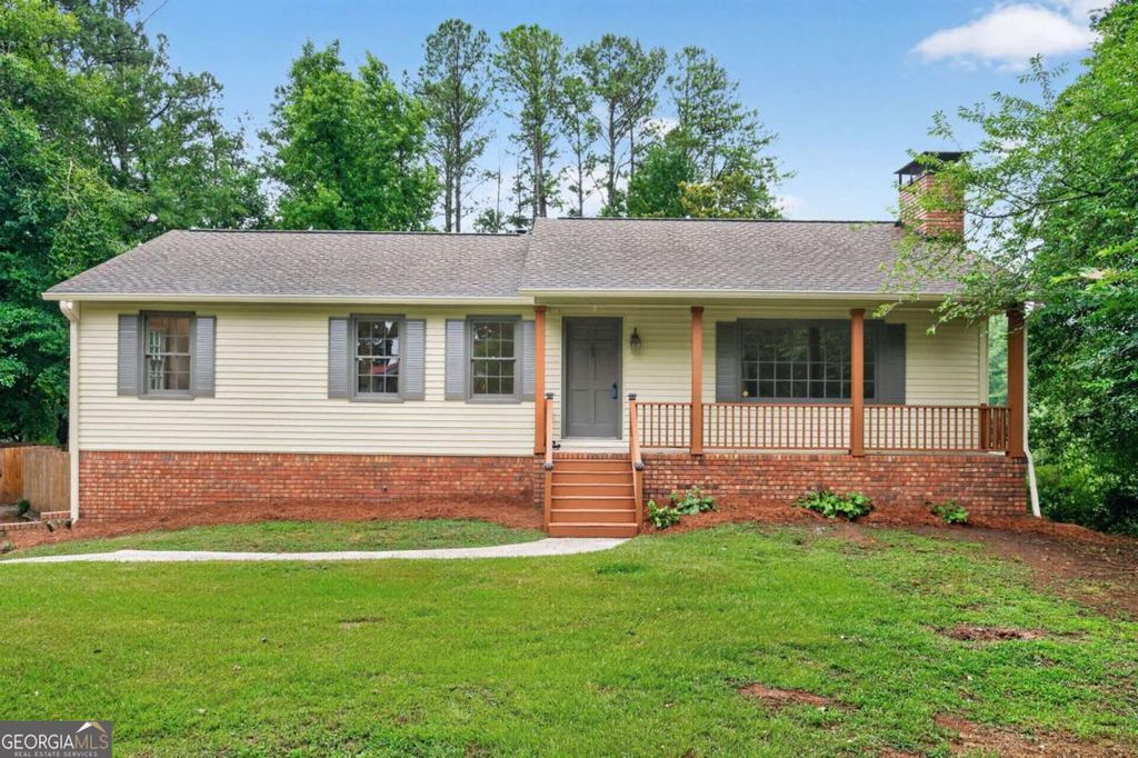 Photo of 1658 Whitlock Road, Marietta, GA 30066 (MLS # 10803939)