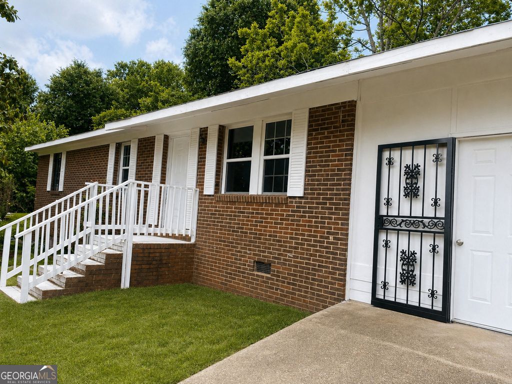 Photo of 93 North Street, Lumpkin, GA 31815 (MLS # 10754472)