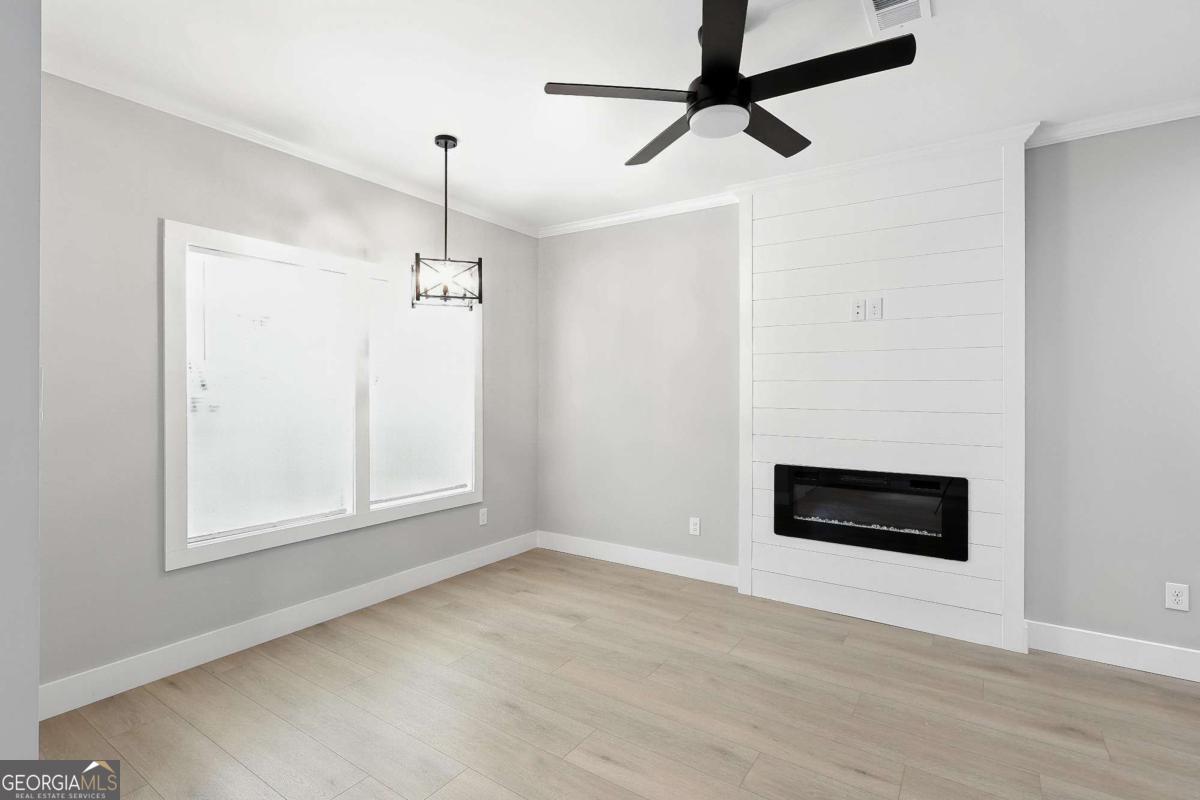 159 Brad ST
