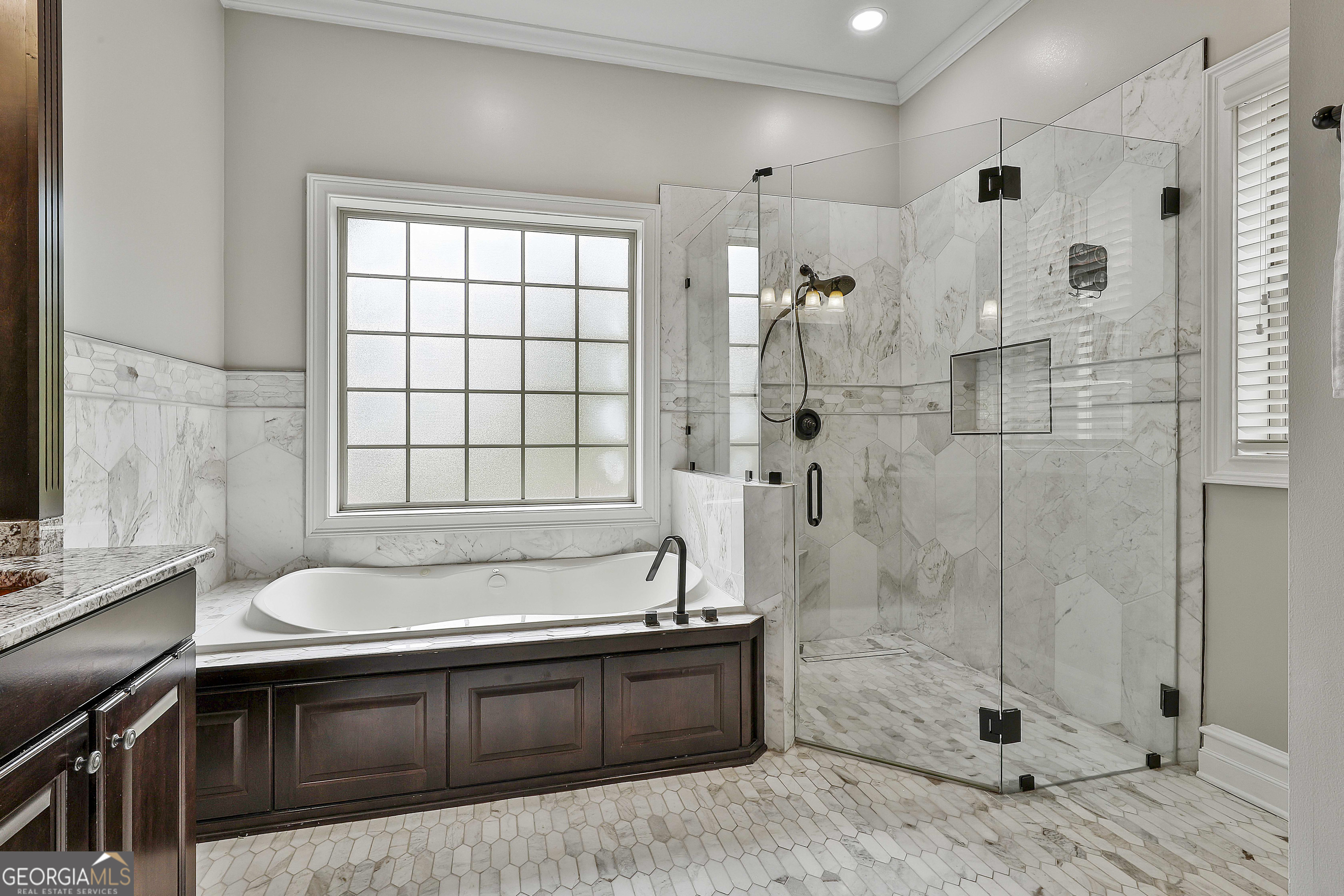 Sharpsburg, Georgia 30277, United States, 5 Bedrooms Bedrooms, ,5 BathroomsBathrooms,Residential,Active,119478