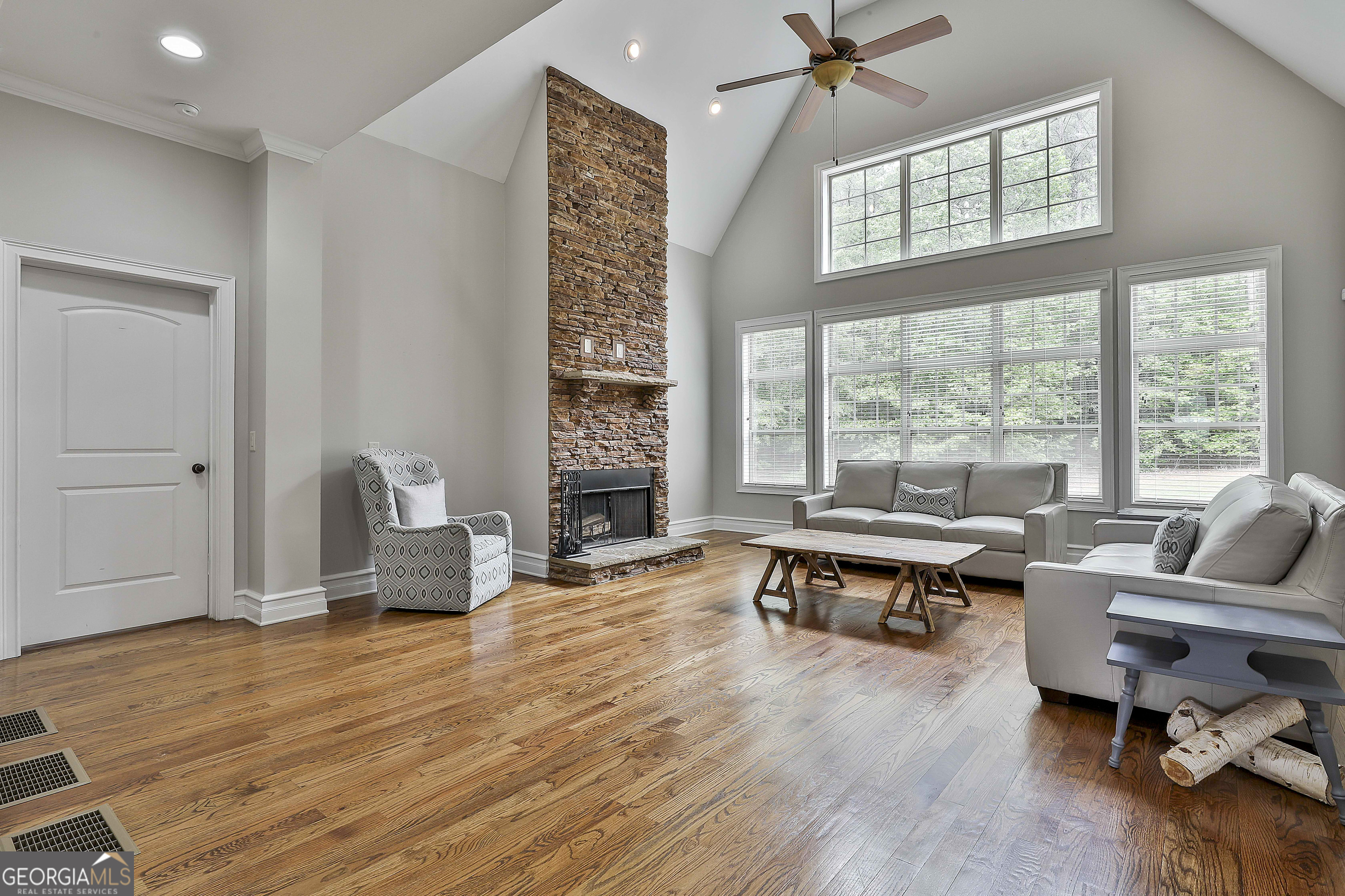 Sharpsburg, Georgia 30277, United States, 5 Bedrooms Bedrooms, ,5 BathroomsBathrooms,Residential,Active,119478